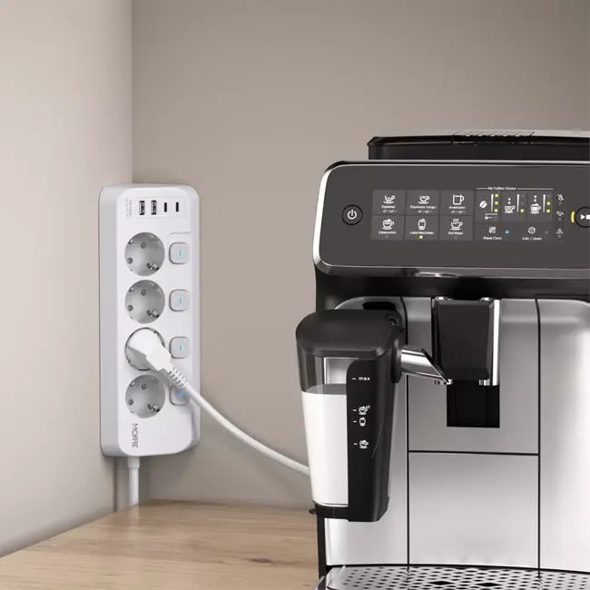 MORRE 8-in-1 hoek stekkerdoos met individuele schakelaars en USB poorten