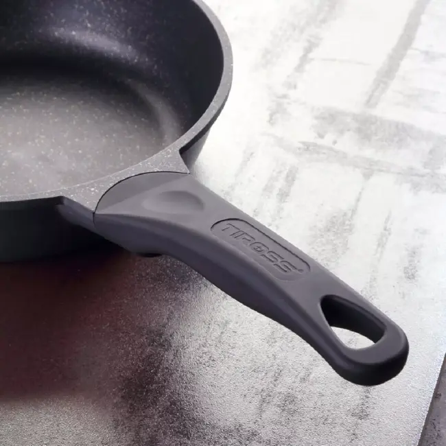 TIROSS Grote koekenpan 28 cm met marmer coating inclusief deksel geschikt voor gas elektrisch keramisch en inductie