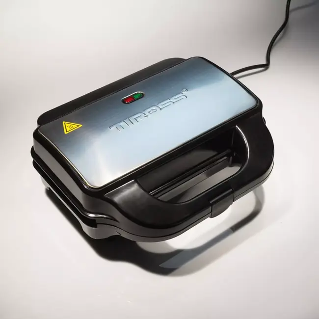 TIROSS Compacte 3-in-1 sandwichmaker 900 W met verwisselbare platen, antiaanbaklaag en automatische temperatuurregeling