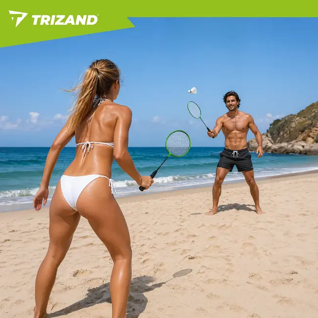 Trizand Badmintonset 9-delig met 2 rackets, 6 shuttles en hoes. Ideaal voor recreatief spelen in tuin, op strand of tijdens vakantie.