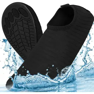 Trizand Zwarte waterschoenen maat 41 voor strand zwembad en watersport met antislip zool en comfortabele pasvorm