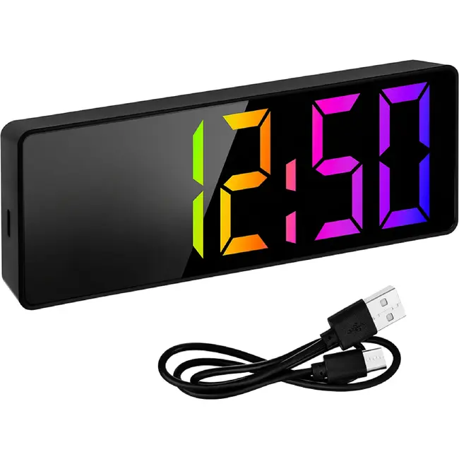 Izoxis Kleurrijke LED wekker met 34 leds, alarm, snooze, datum, temperatuur, 12/24 uurs formaat, nachtmodus en USB batterijvoeding