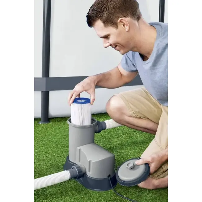 Bestway Zwembadfilterpomp 5.678 l/u met 38 mm aansluiting, filterpatroon type III en 2 slangen van 1,5 m voor opzetzwembaden