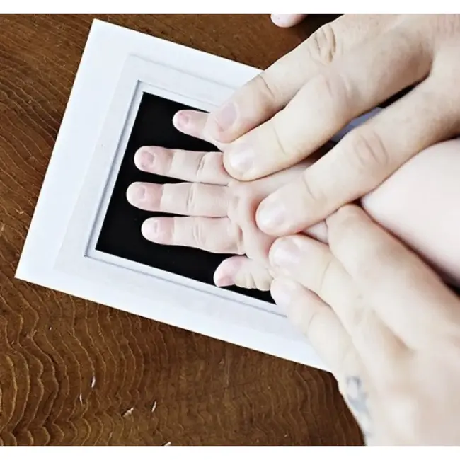 Ruhhy Baby handafdruk set clean-touch zwart met 2 afdrukkaarten voor handje, voetje, pootje en kraamcadeau