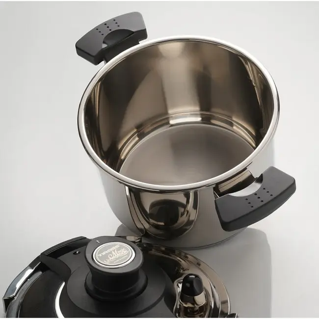 TIROSS Snelkookpan 5,8 l van rvs 18/10 met koele handgrepen voor inductie, gas en keramisch koken