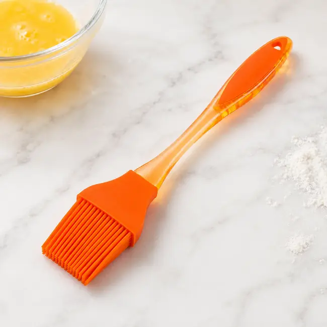 TIROSS Siliconen bakkwast 22,5 cm met kwast van 3,5 x 3,5 cm tot 240 °C