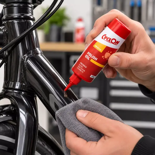 CyclOn Poetsolie 125 ml voor reinigen, poetsen en beschermen van fietsonderdelen tijdens onderhoud