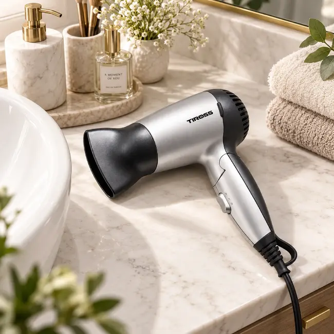 TIROSS Mini föhn 1200 W met inklapbare handgreep en 2 warmtestanden
