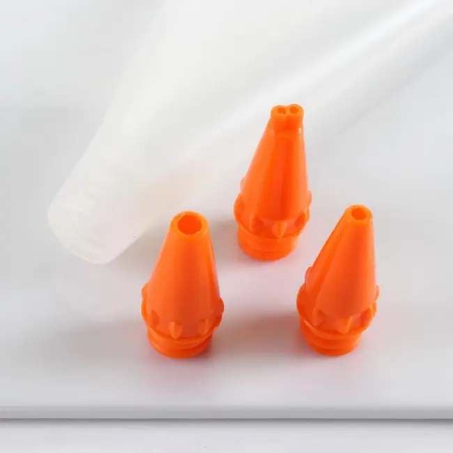 TIROSS Siliconen spuitzak 30 cm met 3 spuitmondjes voor decoreren