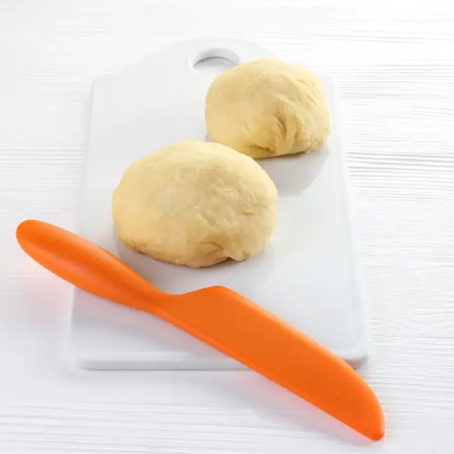 TIROSS Siliconen deegmes 20 cm flexibel voor koekjesdeeg en bakken