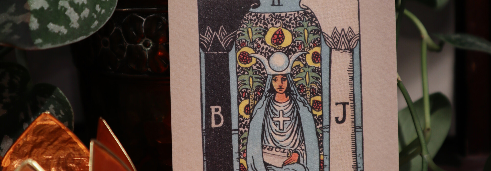 Tarot Postcard  THE HIGH PRIESTESS