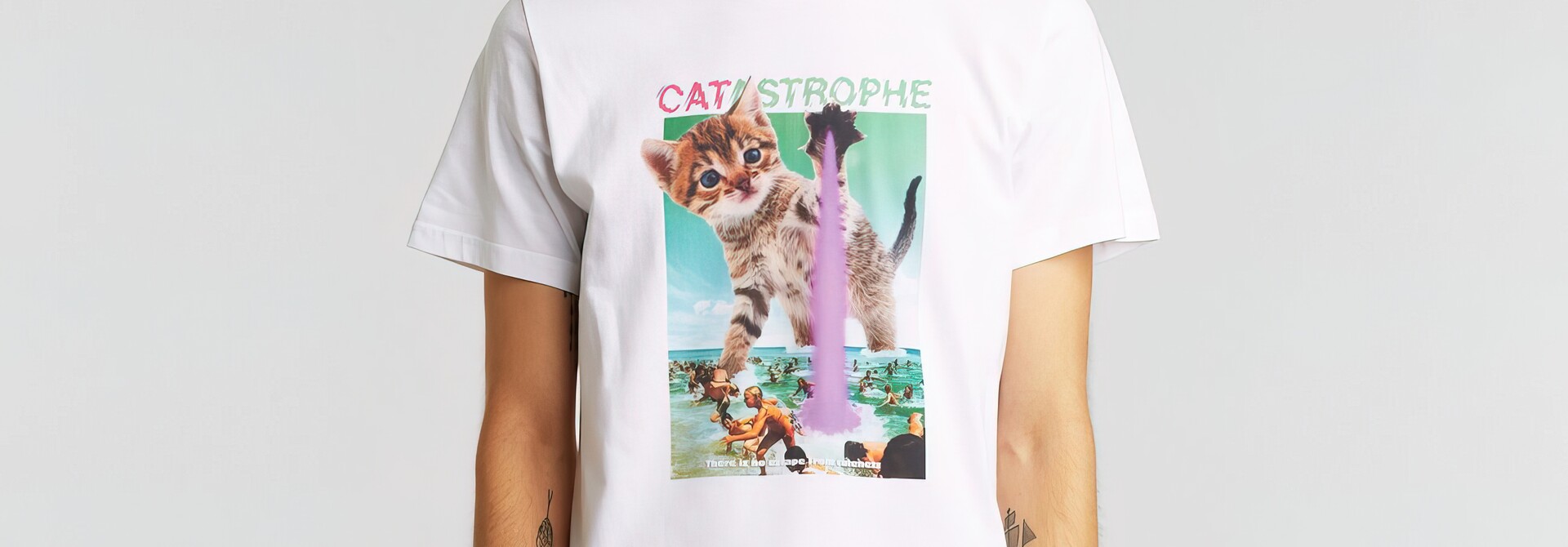 ♣ Stockholm White Catastrophe Tee