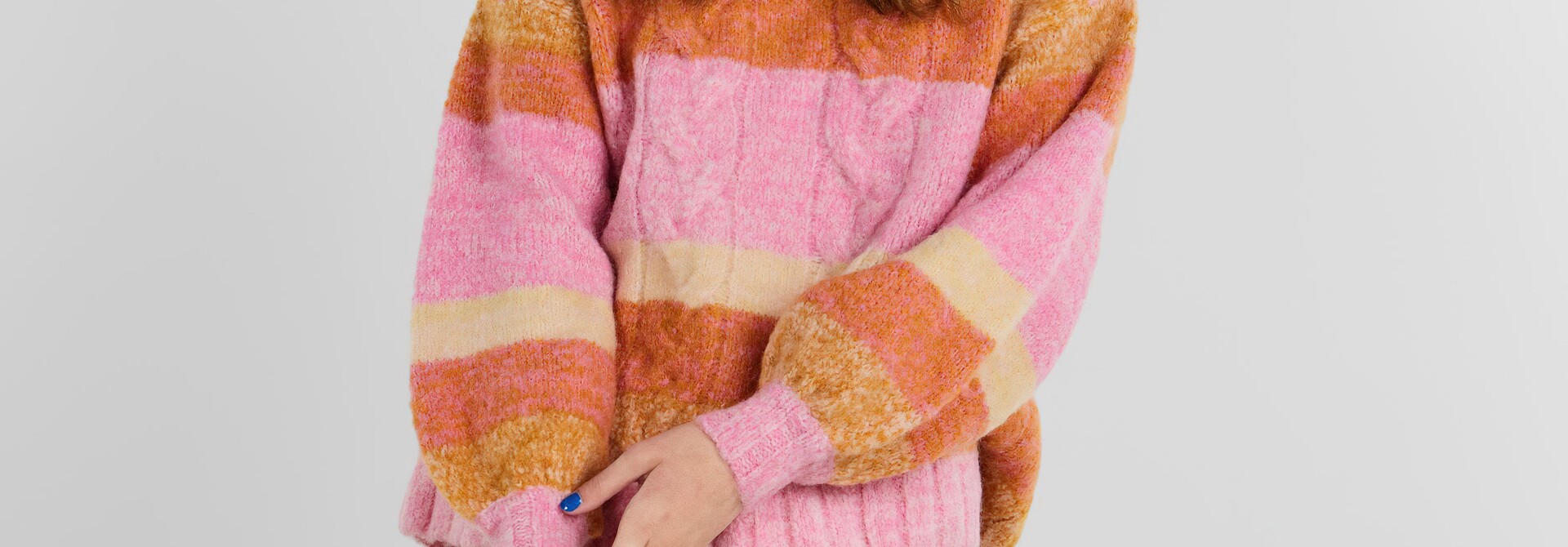 ♣ Yasmarlia Cotton Candy Cable Knit