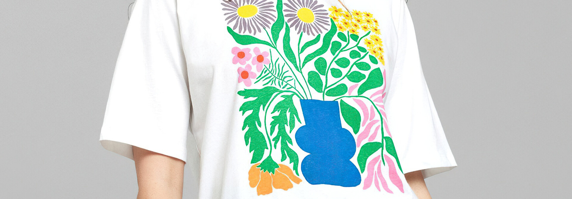 ♣ Vadstena Last Week's Flowers Tee