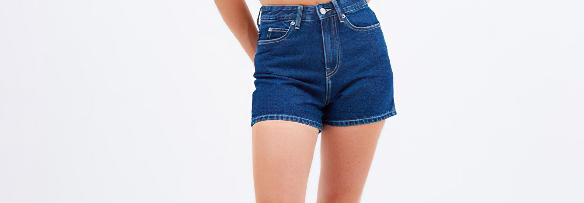 ♣ Nora - Pebble Dark Retro Shorts