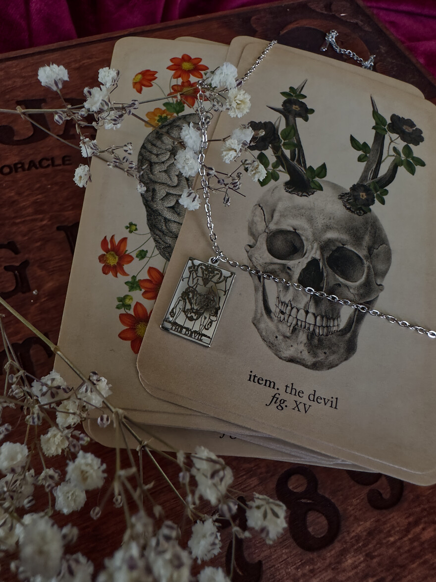 THE DEVIL Tarot Necklace - SILVER