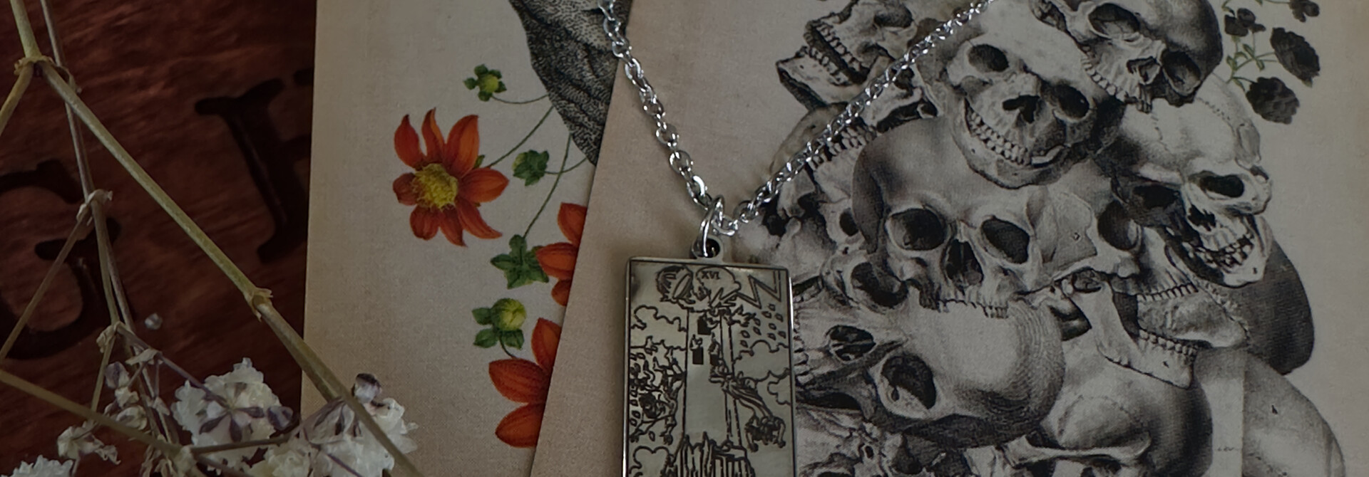 THE TOWER Tarot Necklace - SILVER