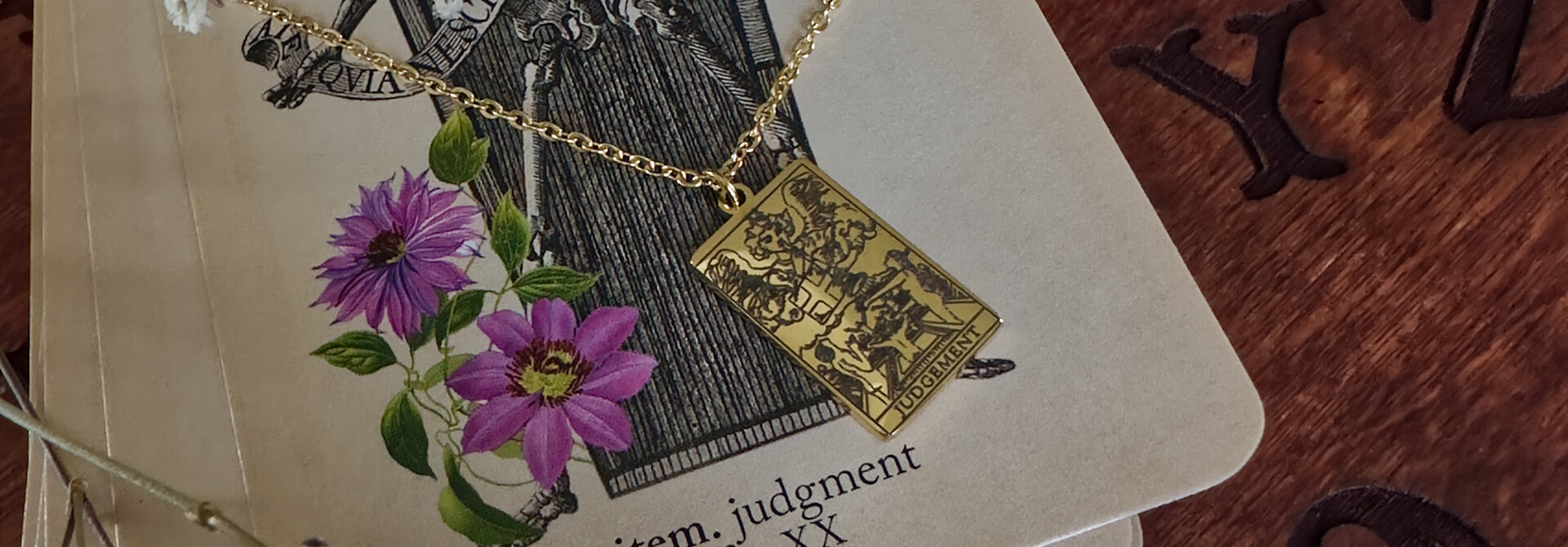 JUDGEMENT Tarot Ketting  - GOUD