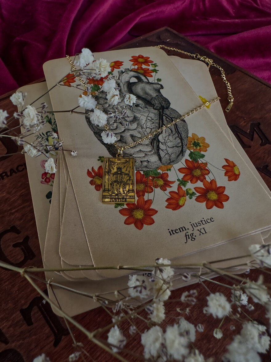 JUSTICE Tarot Necklace - GOLD