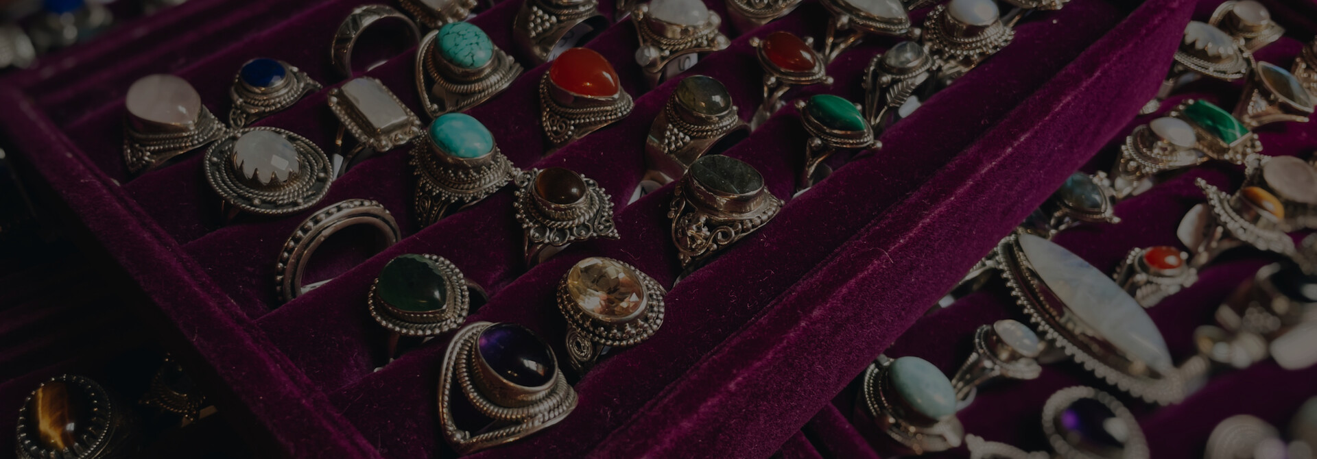 IN-STORE EXCLUSIVE: ZILVEREN EDELSTEEN RINGEN