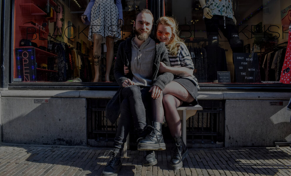 From Tinder date to a shop together: this is the love story of Ella and Timo