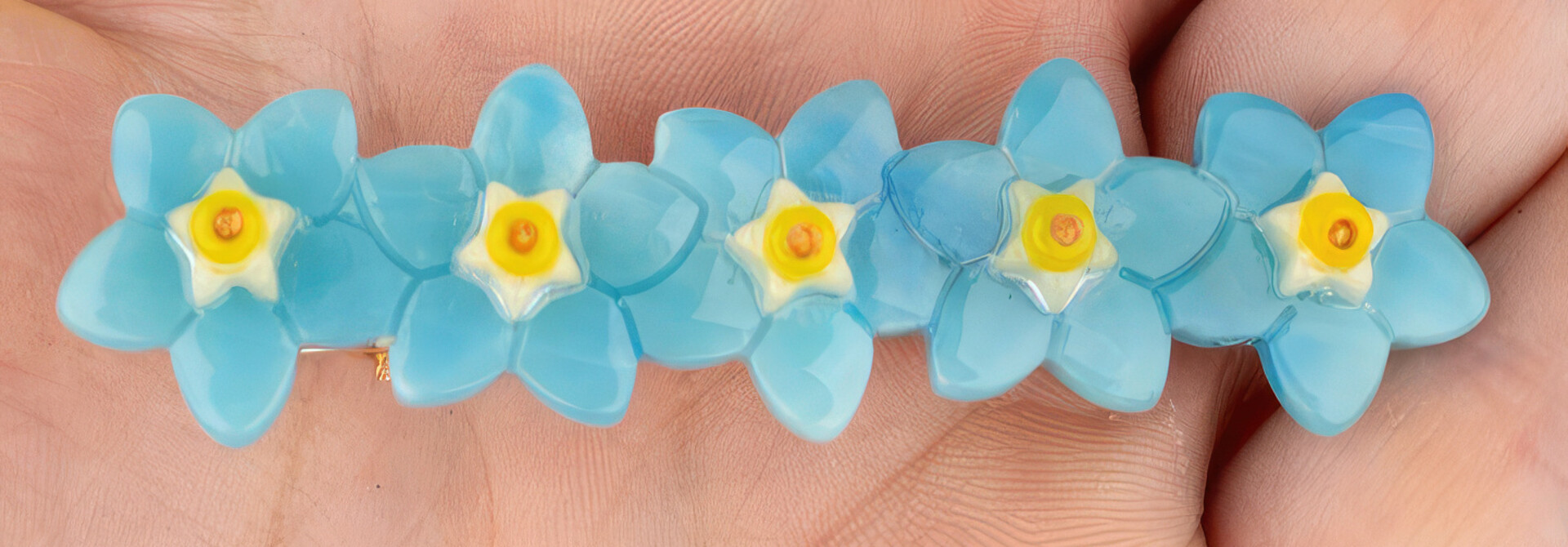 ♣ Forget Me Not Hair Clip
