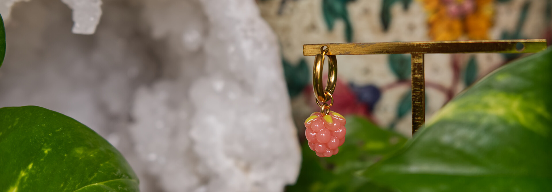 Grenache Grapes Earring (a piece)