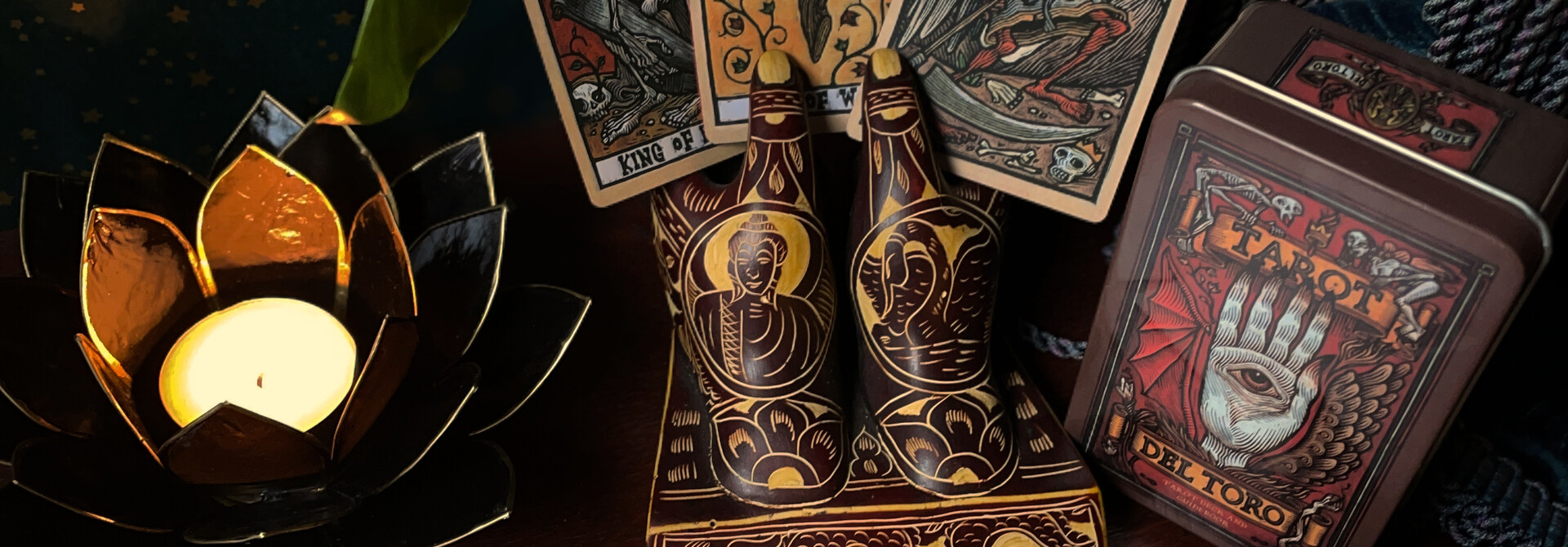 Tarot Deck In Can - Tarot Del Toro