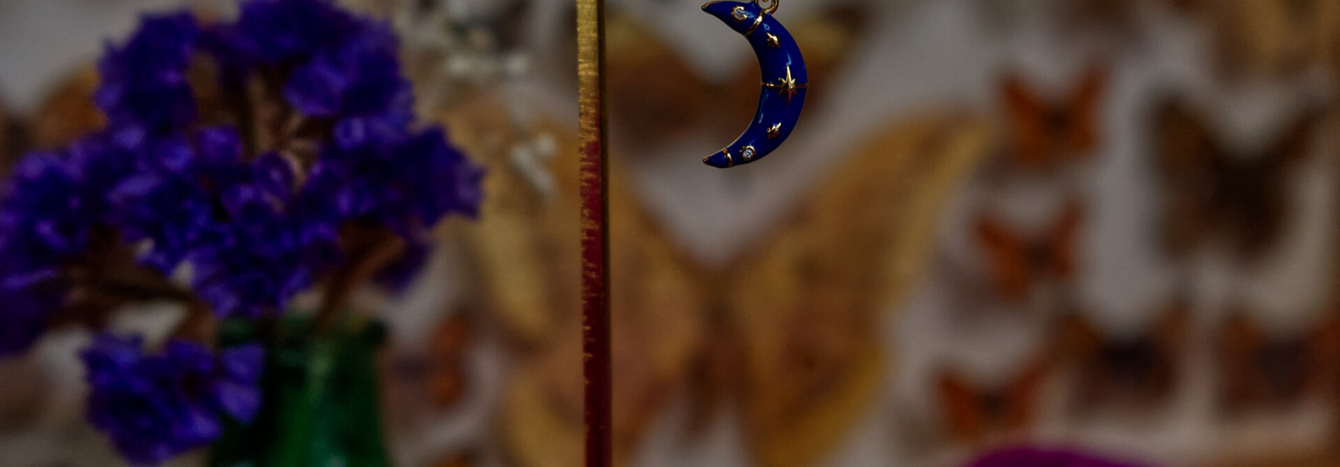 Crescent Moon Earring (a piece)