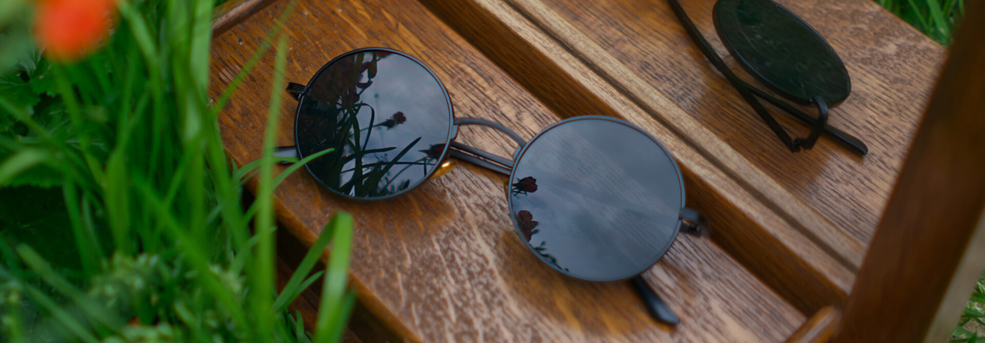 Round Hippie Sunglasses - Black