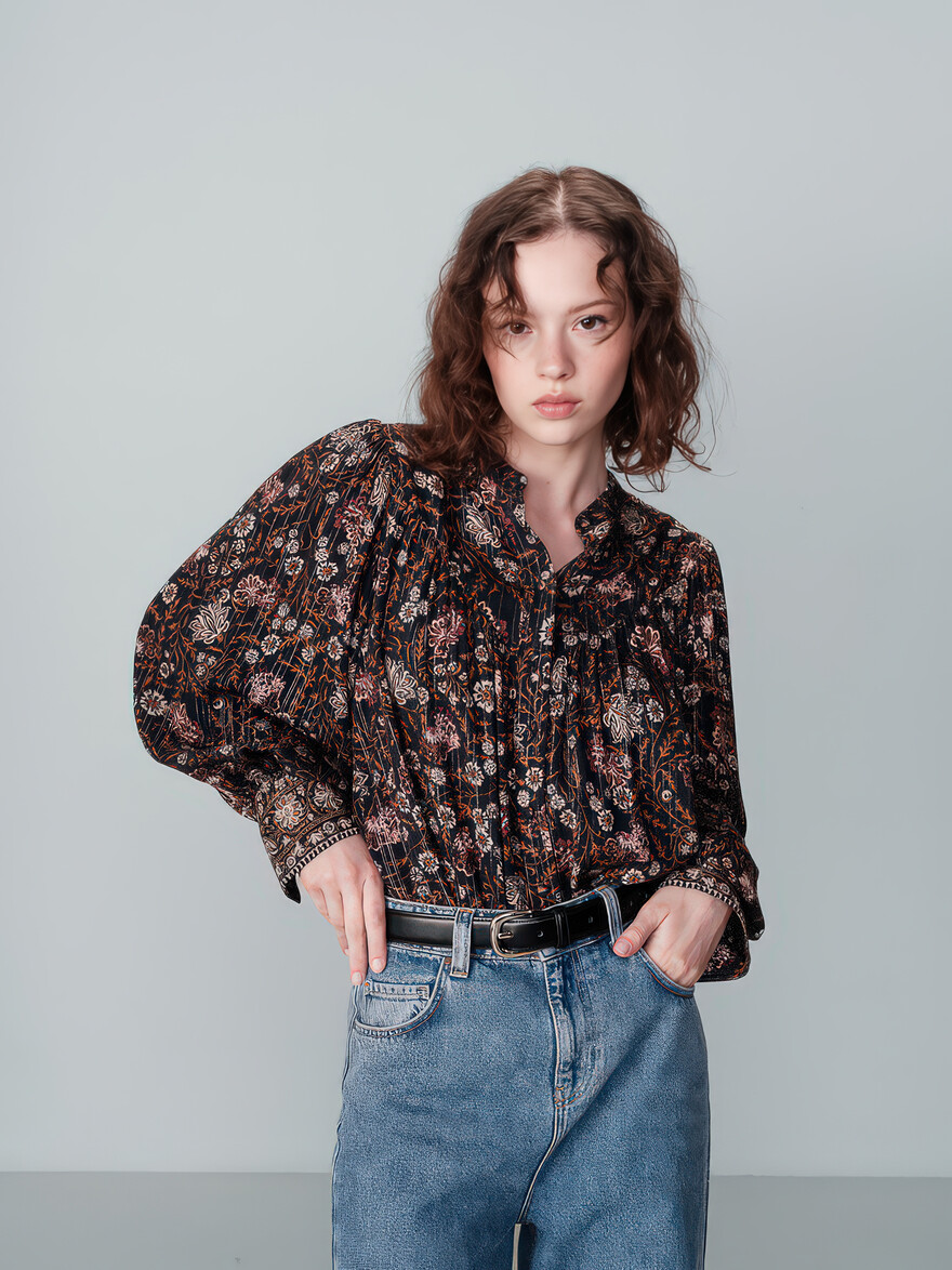 Nuncas Twinkle Twig Blouse