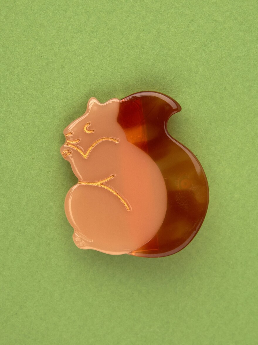 ♣ Squirrel Hair Clip