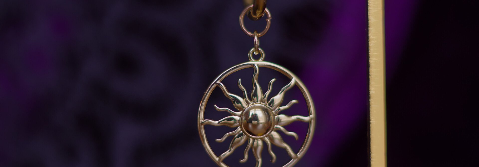 Sun Scepter Earring (A Piece)