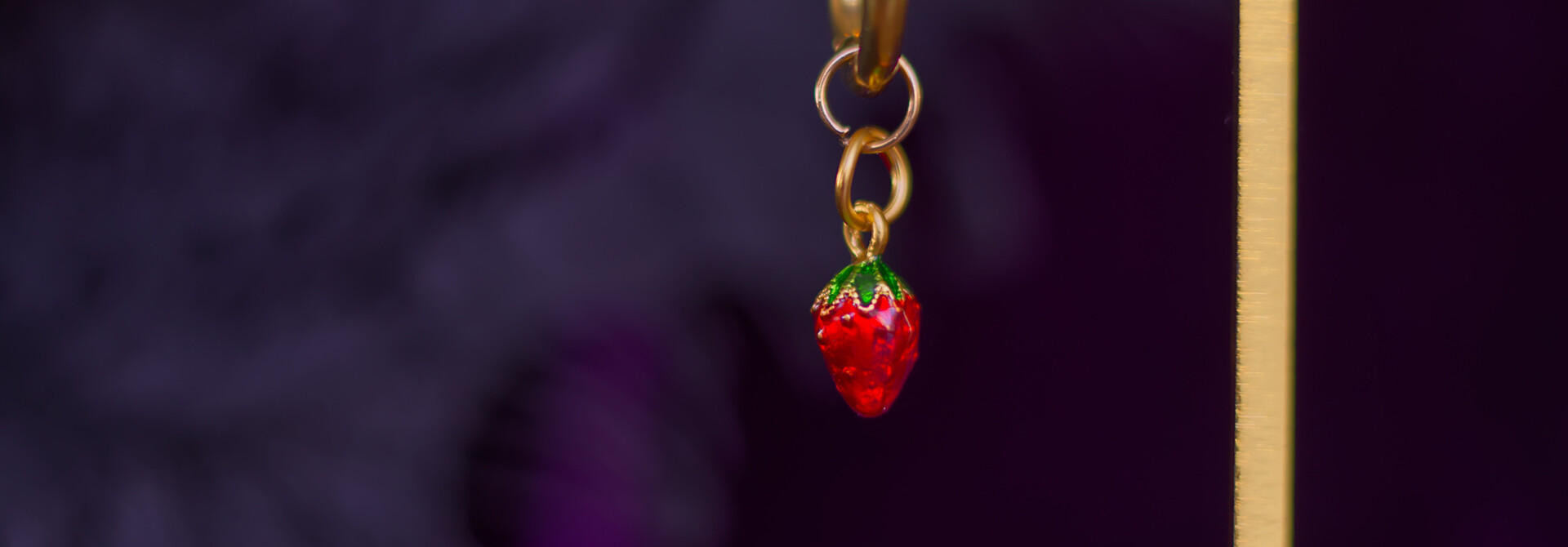 Strawberry Jam Earring (A Piece)