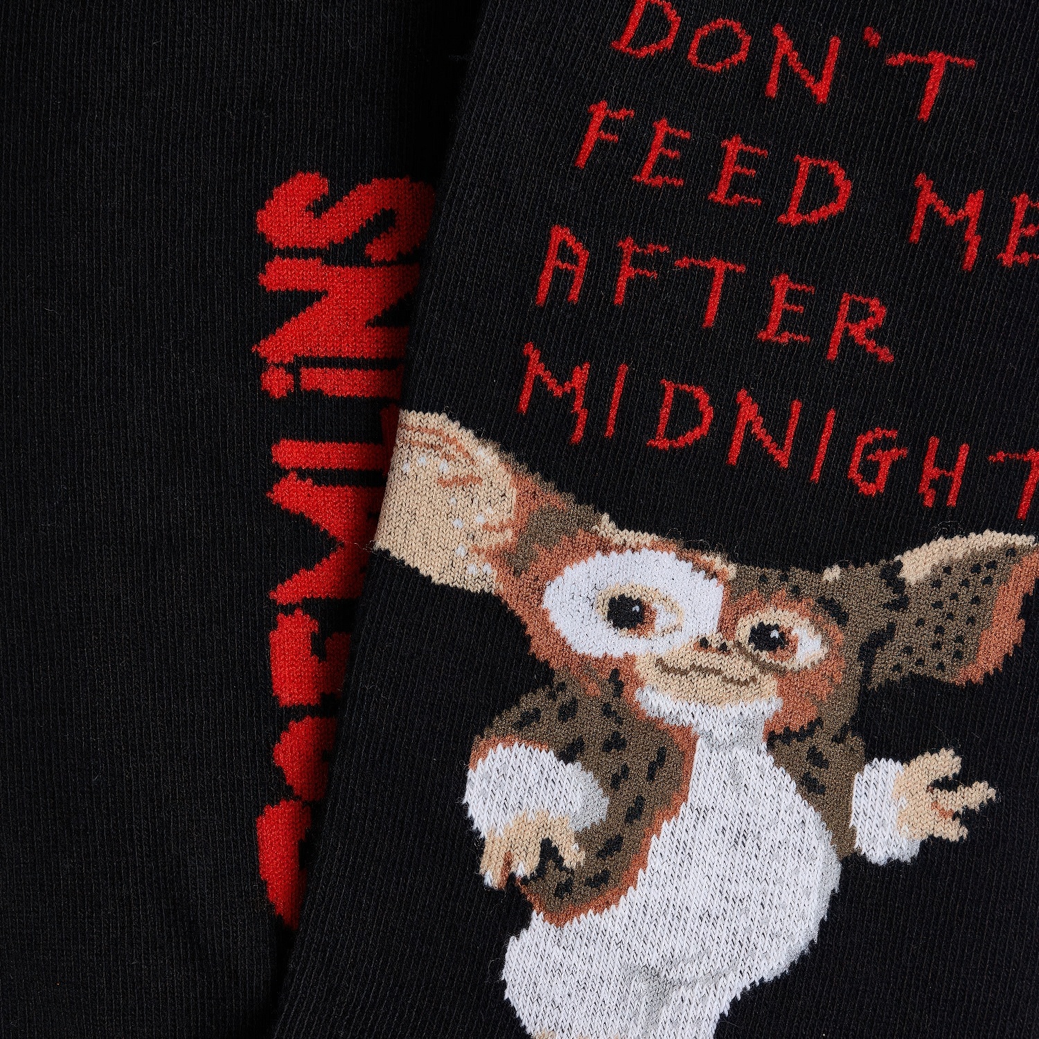 ♣ Gremlins Warning Black Socks-2