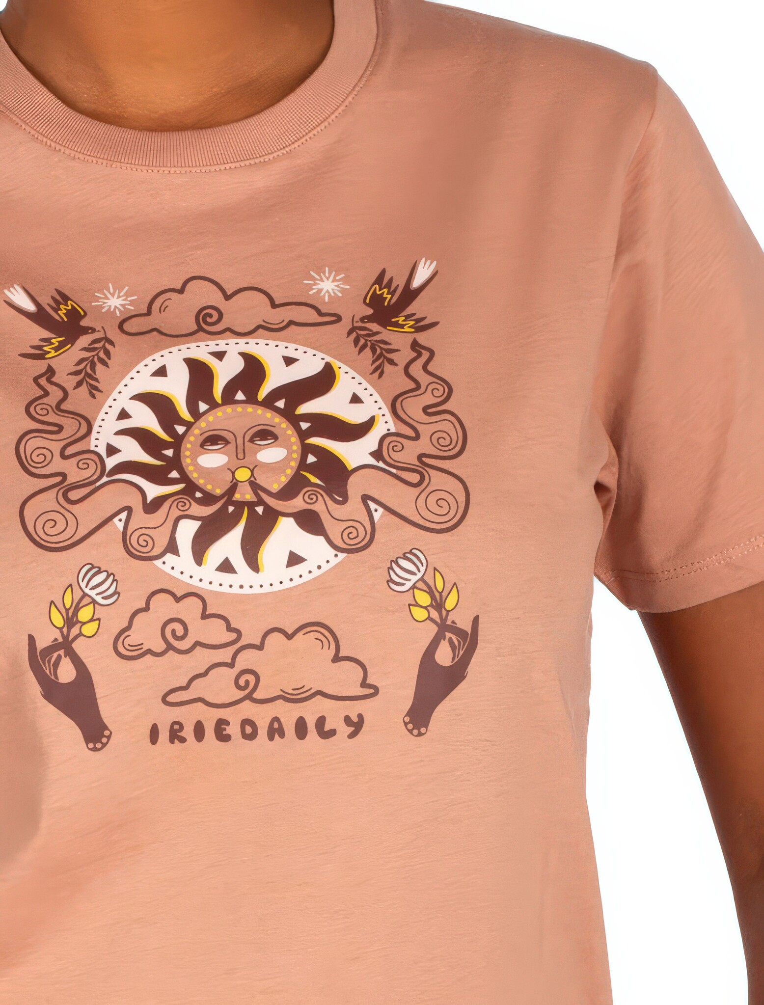 ♣ Smokin' Sun Cedar Rose Tee-2