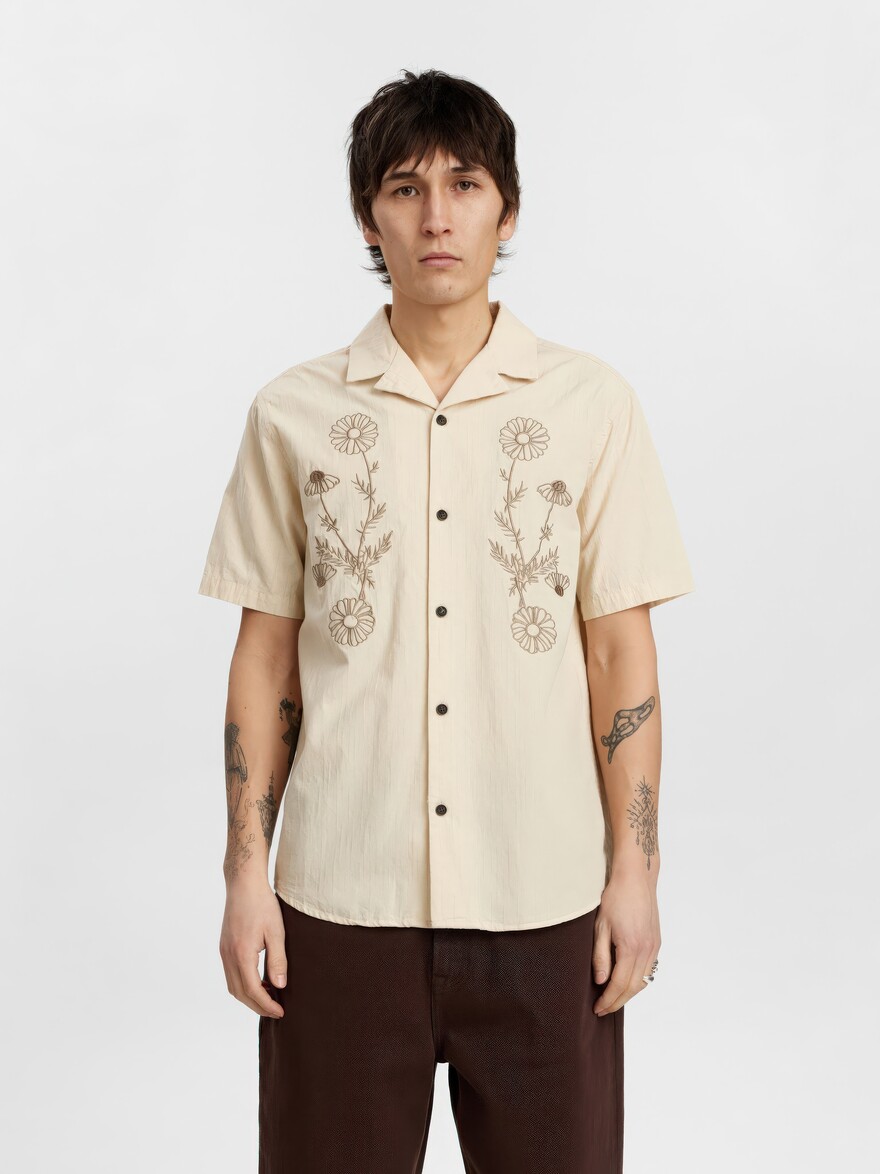 Akleo I Can Beige Myself Flowers Shirt