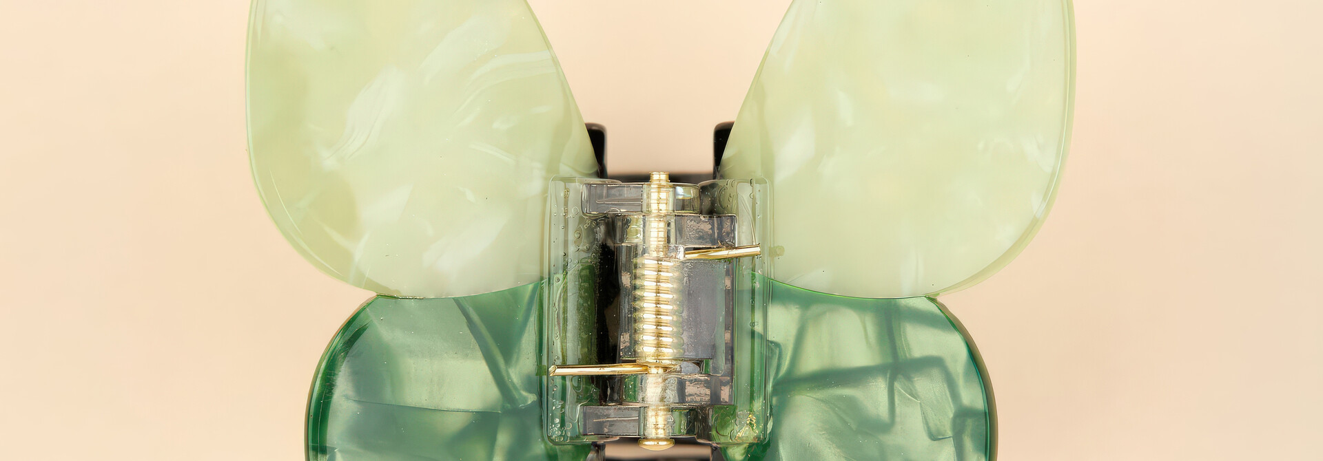 ♣ Green Butterfly Hair Claw
