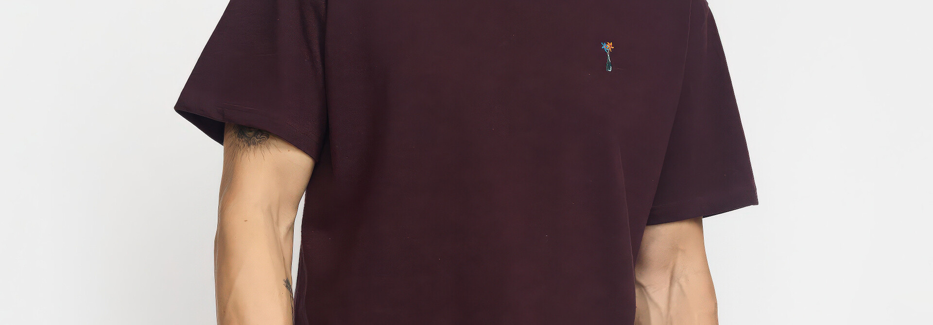 ♣ Burgundy Picked Flowers Tee