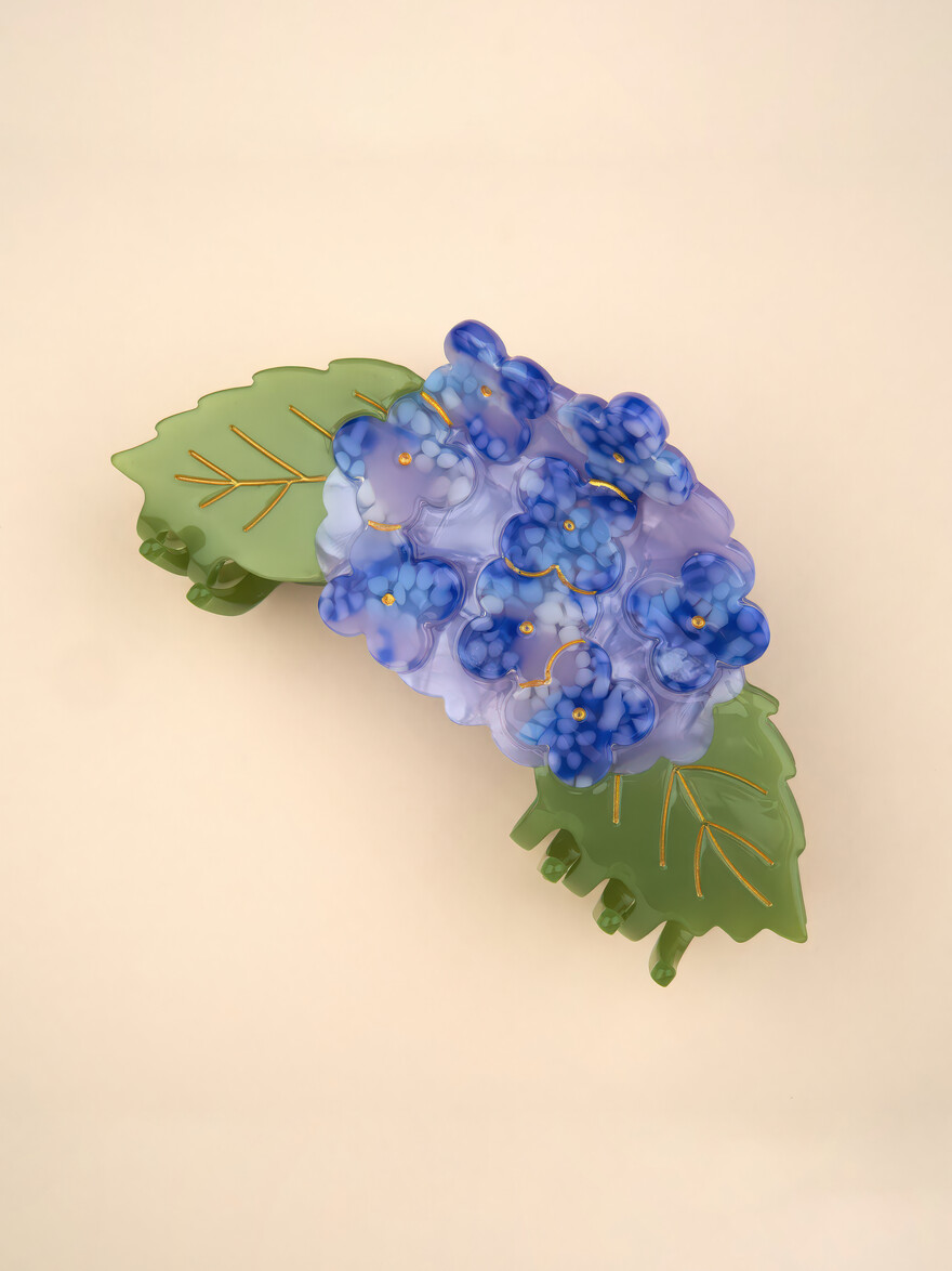 ♣ Hydrangea Flower Hair Claw