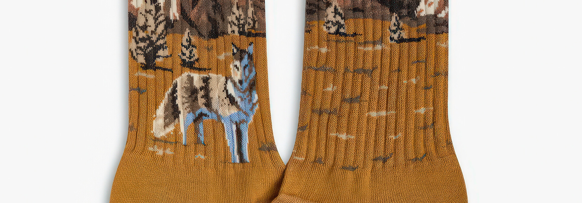 ♣ Athletic Wolf Trail Orche Socks
