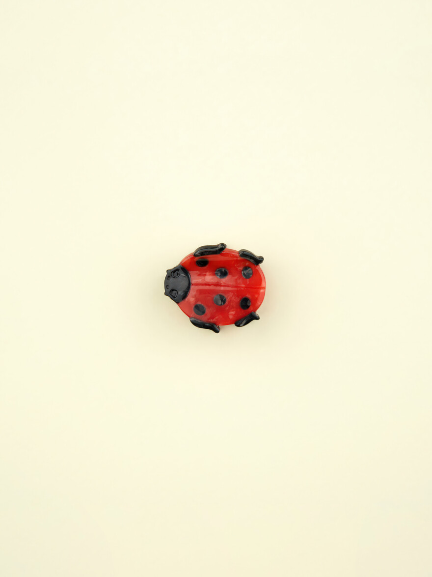 ♣ Ladybug Mini Hair Claw