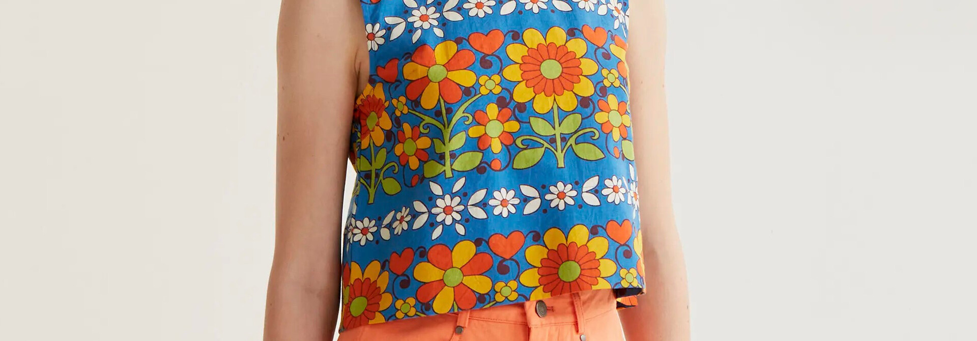 Blossomy Boulevard Sleeveless Top