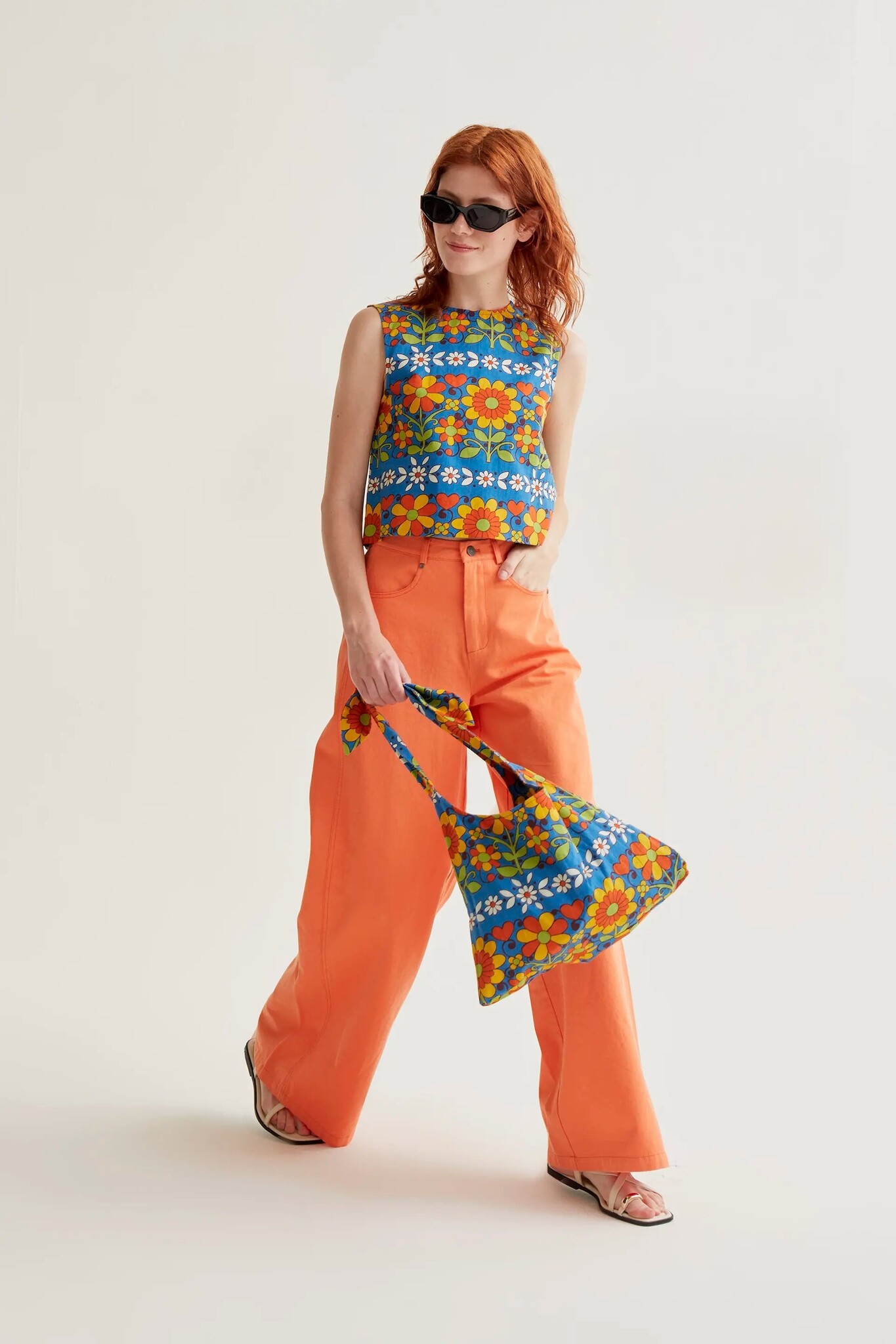 Blossomy Boulevard Sleeveless Top-2