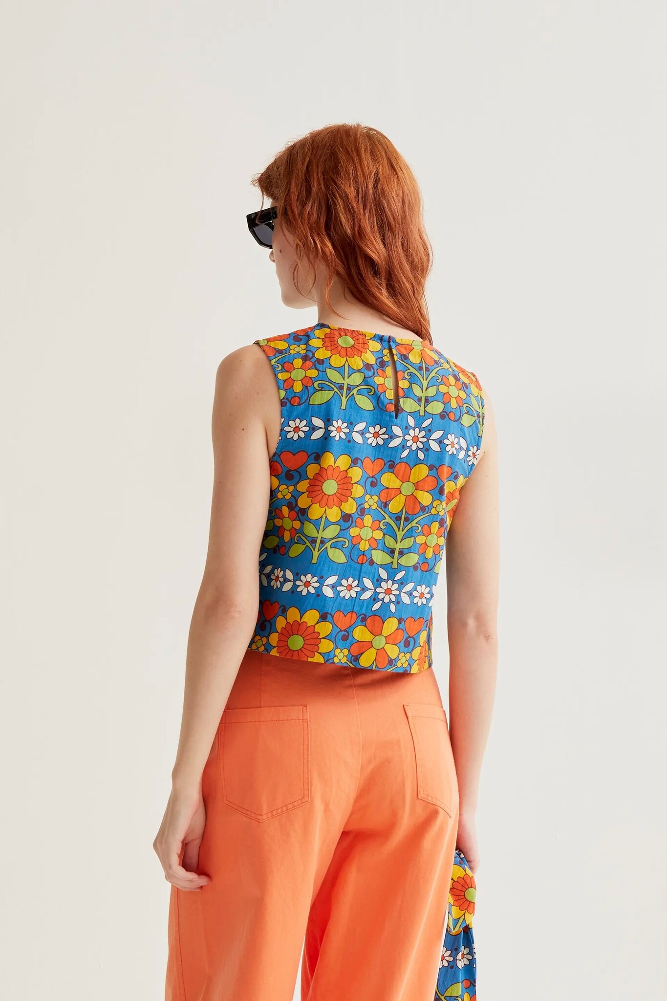 Blossomy Boulevard Sleeveless Top-5