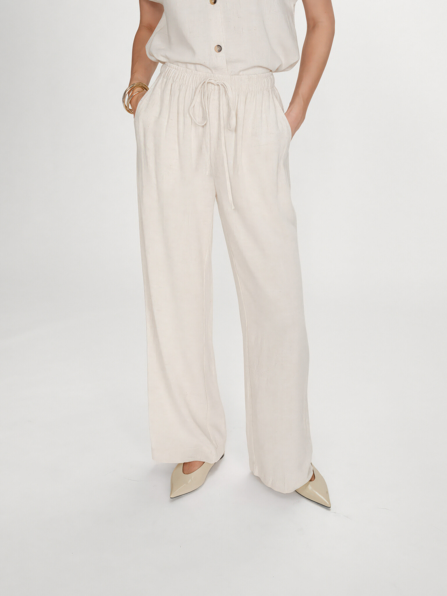 Raven Feathers Made Of Sand Trousers-1