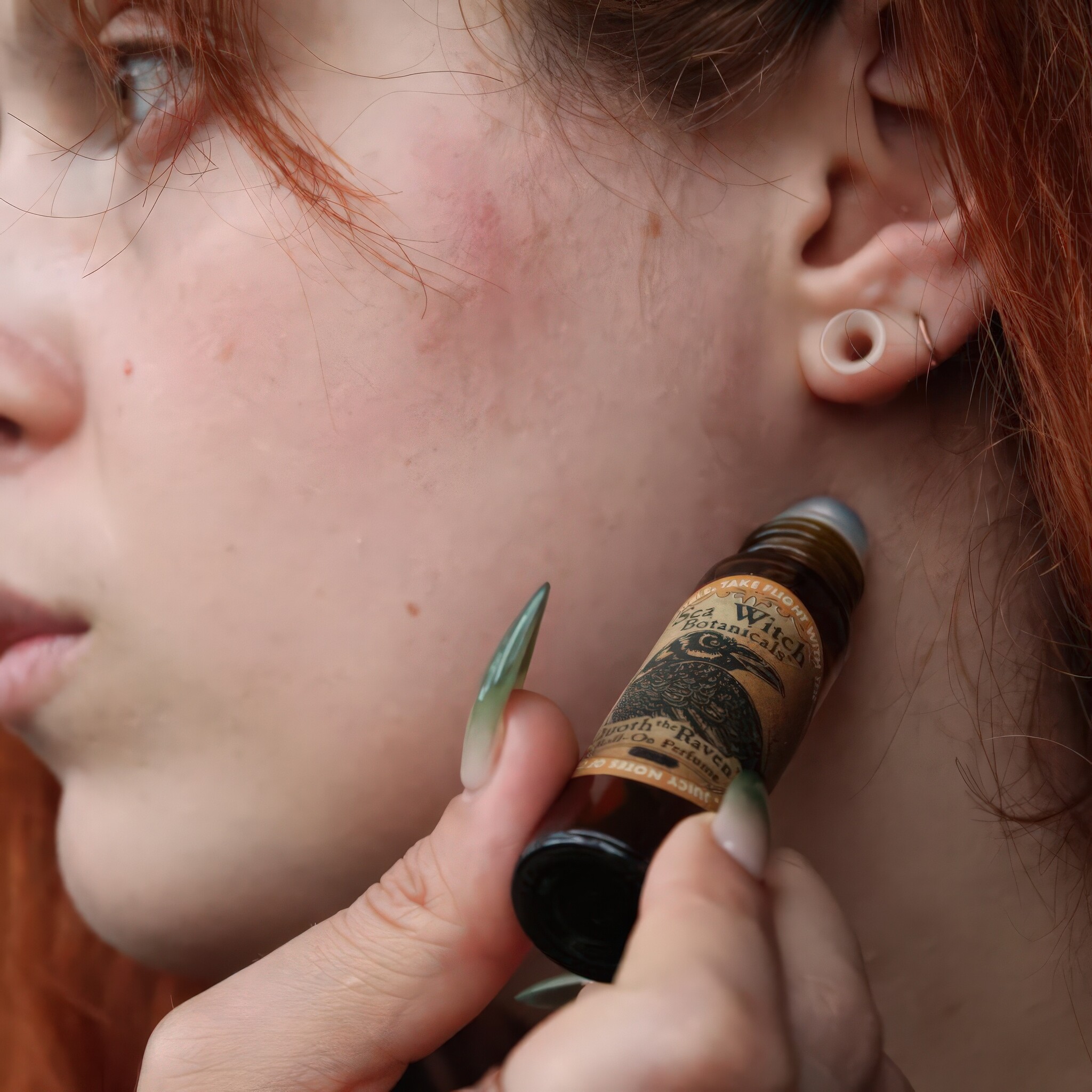 ♣ Roll On Perfume - Quoth the Raven-2