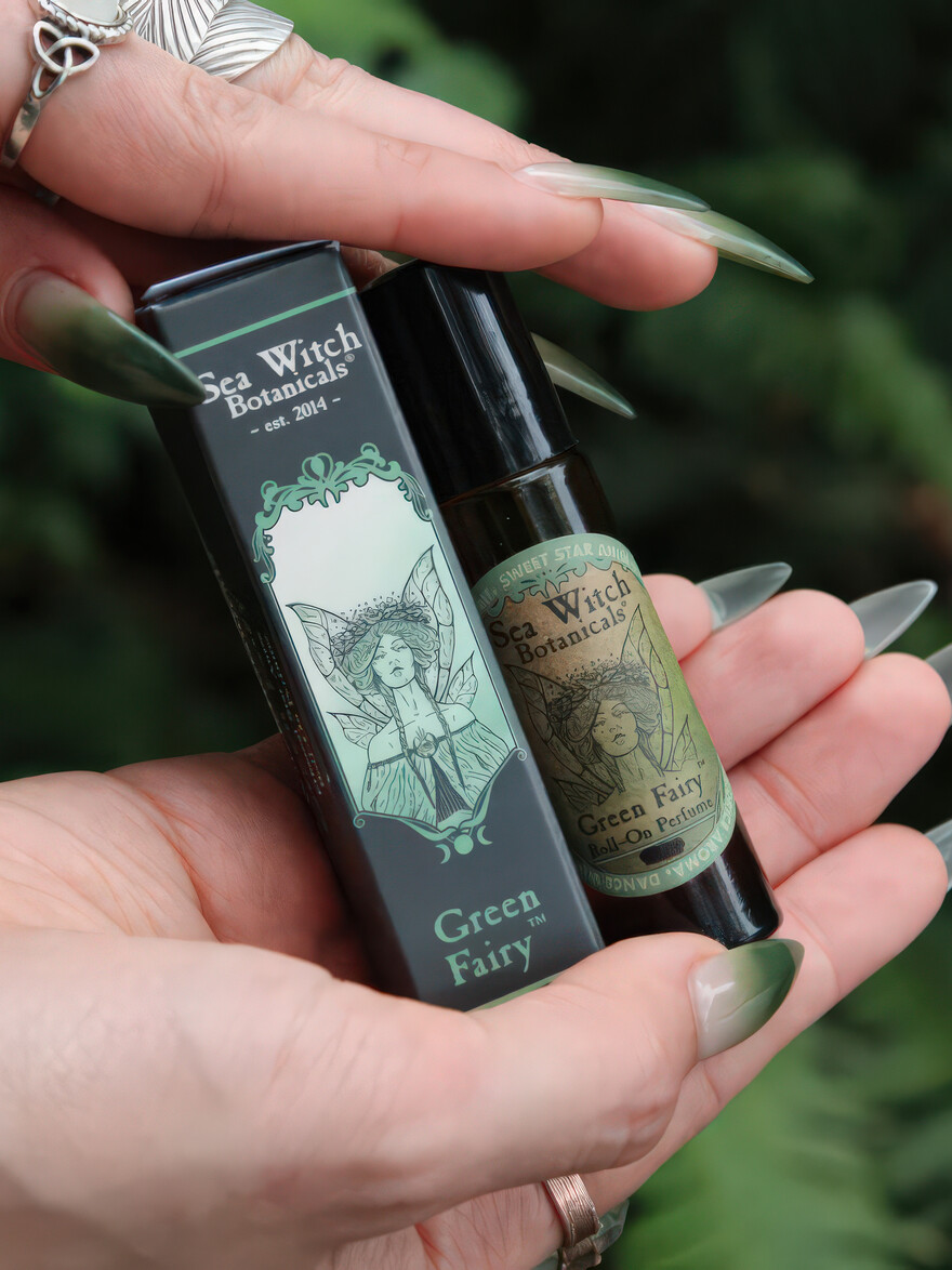 ♣ Roll On Perfume - Green Fairy