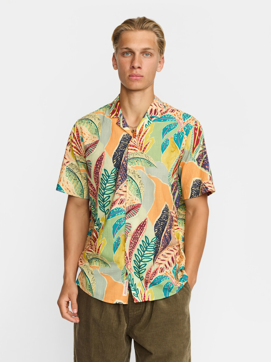 ♣ Serengeti Fern Resort Shirt