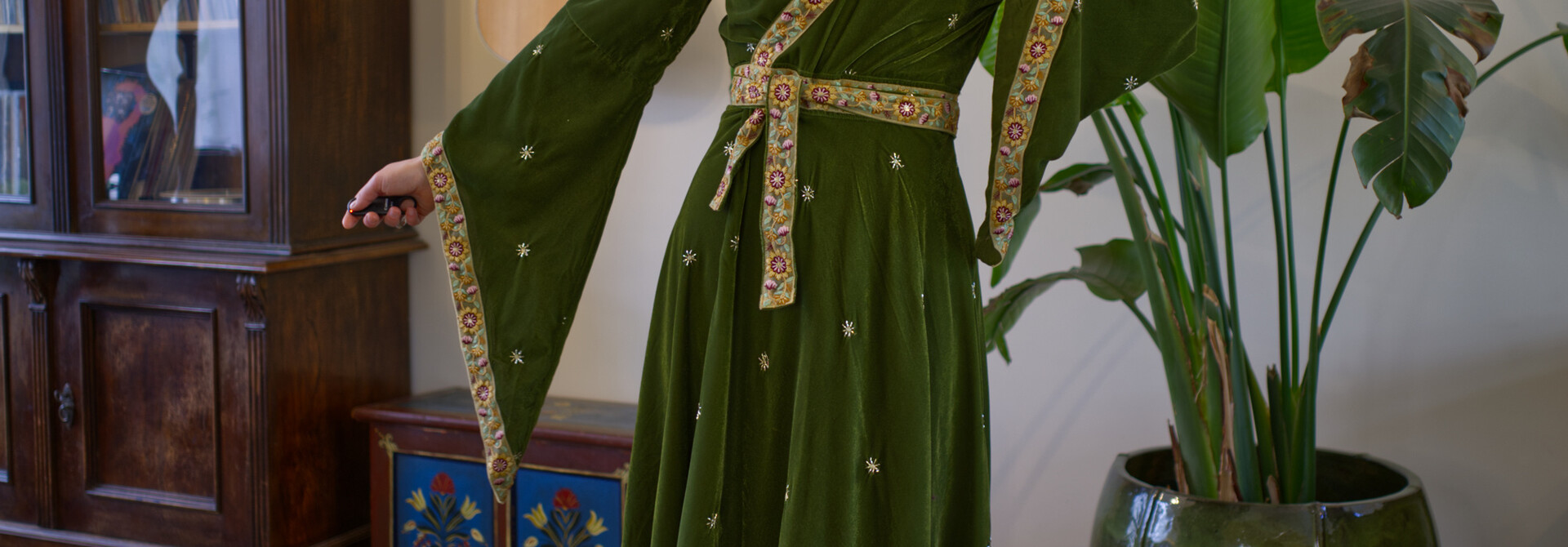 The Ritual Dress (ABSINTHIUM)